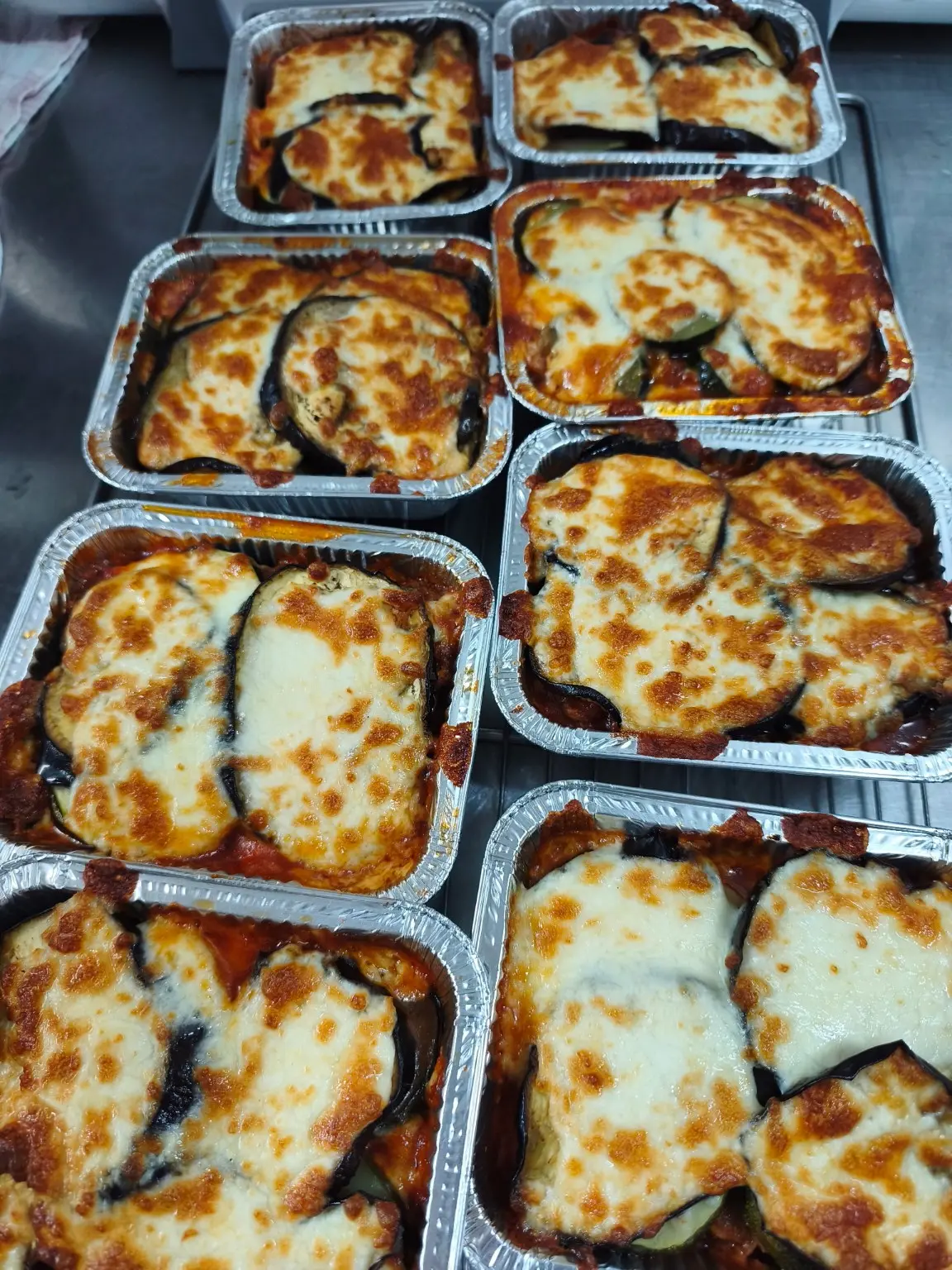 Moussaka maison vendue en boutique